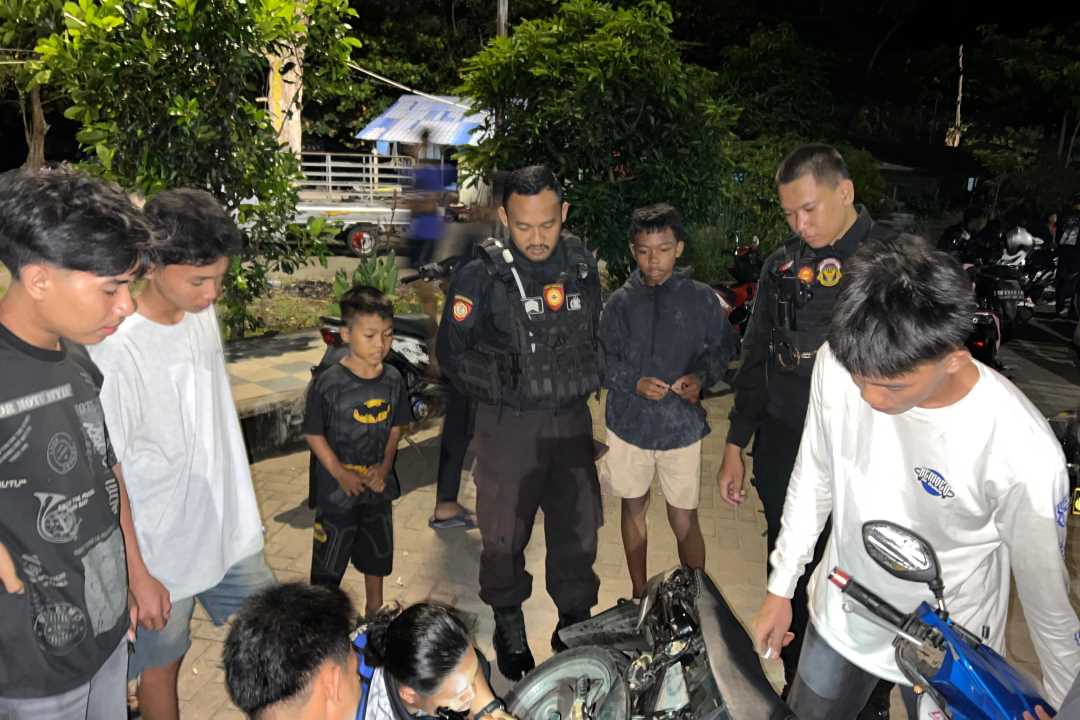 Ganggu Istirahat Warga, Polisi Tertibkan Kendaraan Berknalpot Bising di Pusat Kayong Utara