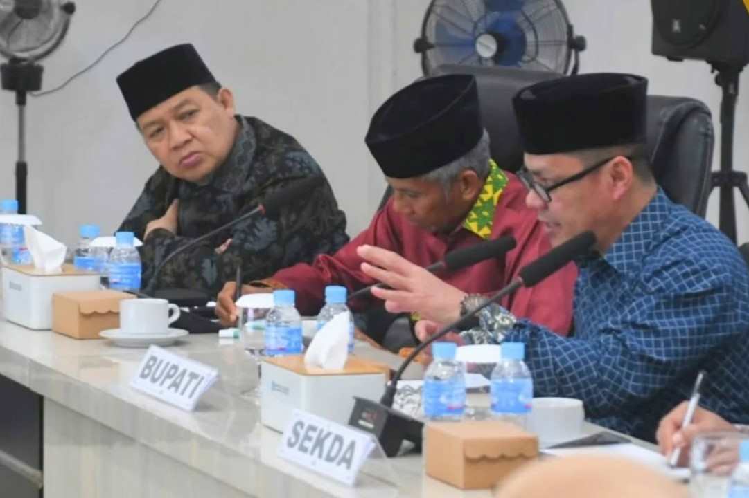 Bupati Romi Wijaya Minta Panitia MTQ Mitigasi Risiko Demi Sukseskan Syiar Islam di Kayong Utara