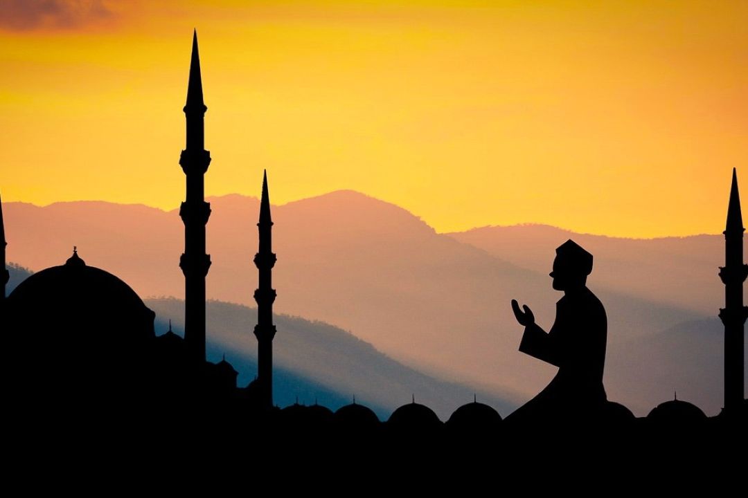 Makna Tarhib Ramadan: Ustaz Adi Hidayat Beberkan 3 Persiapan Penting Melapangkan Hati