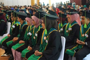 Cetak SDM Unggul, Sinergi Pemkab Kayong Utara dan Universitas OSO Luluskan 20 Wisudawan Beasiswa