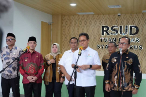 Menkes Tinjau RSUD Syarif Idrus Kubu Raya, Targetkan Operasional Layanan Spesialis Juni 2026