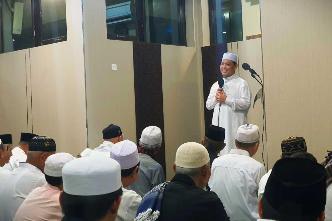 Pesan Gubernur Ria Norsan di Malam Tarawih Pertama: Jadikan Ramadan Momentum Khatamkan Al-Qur’an