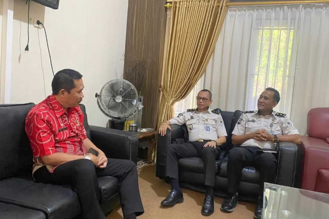 Perkuat Rehabilitasi Anak, Sekda Erwin Sudrajat Bahas Kerja Sama Pidana Kerja Sosial dengan Bapas Pontianak