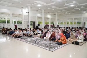 Pererat Silaturahmi di Pendopo Sukadana, Wagub Kalbar Ajak Warga Bijak Bermedsos Selama Puasa